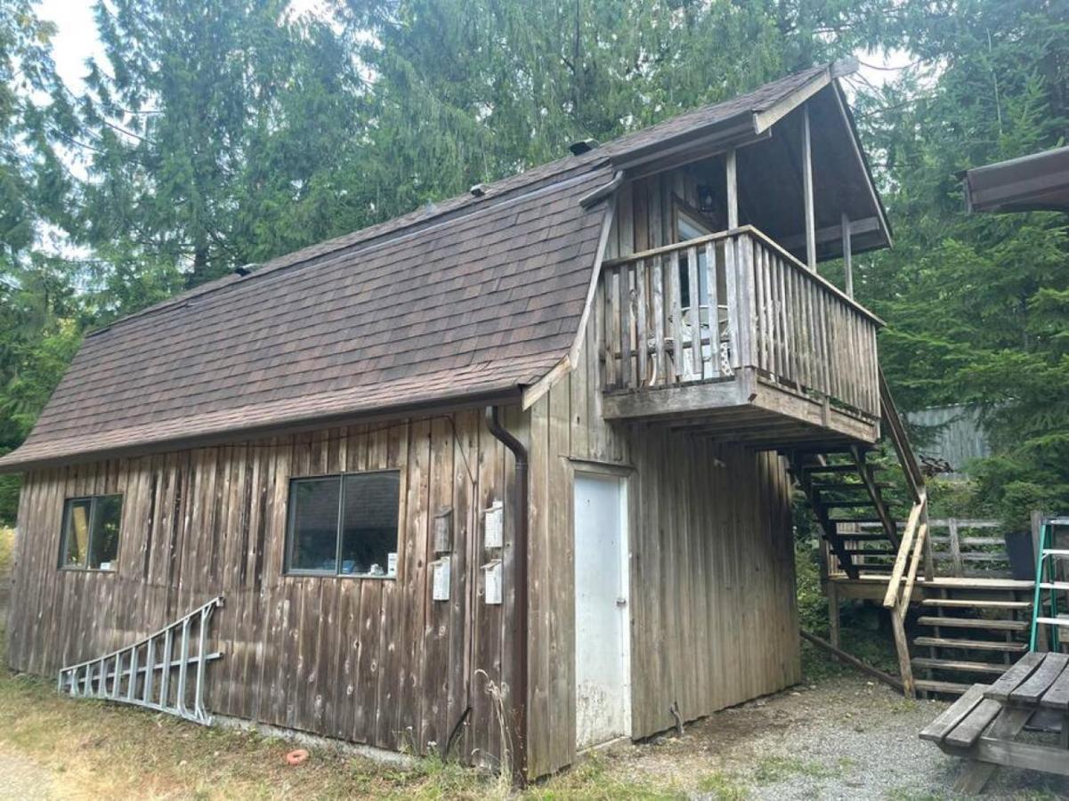 Rustic 1-Bedroom Farm Style Loft With Fire Pit Cobble Hill Exterior photo